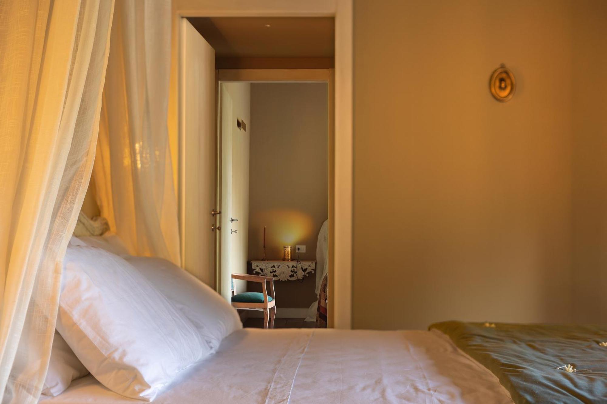Luce Boutique Hotel Fortunago Exterior foto